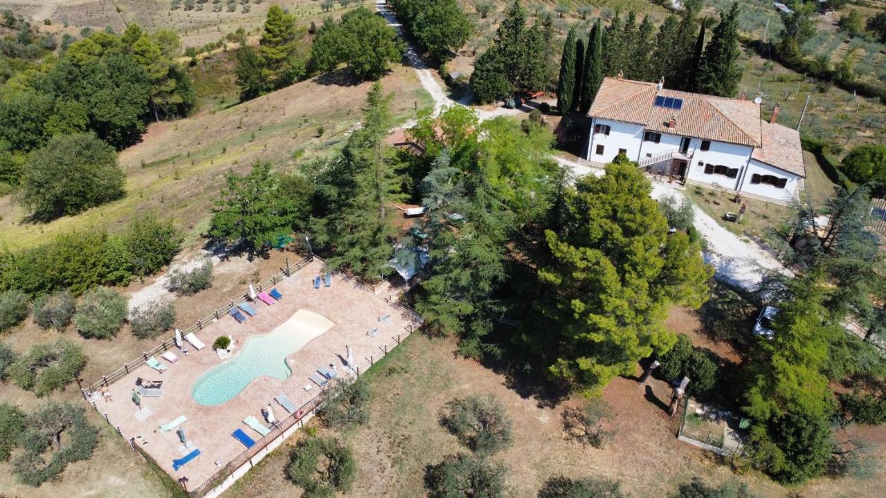 Вилла Casale Fusco Сполето Экстерьер фото